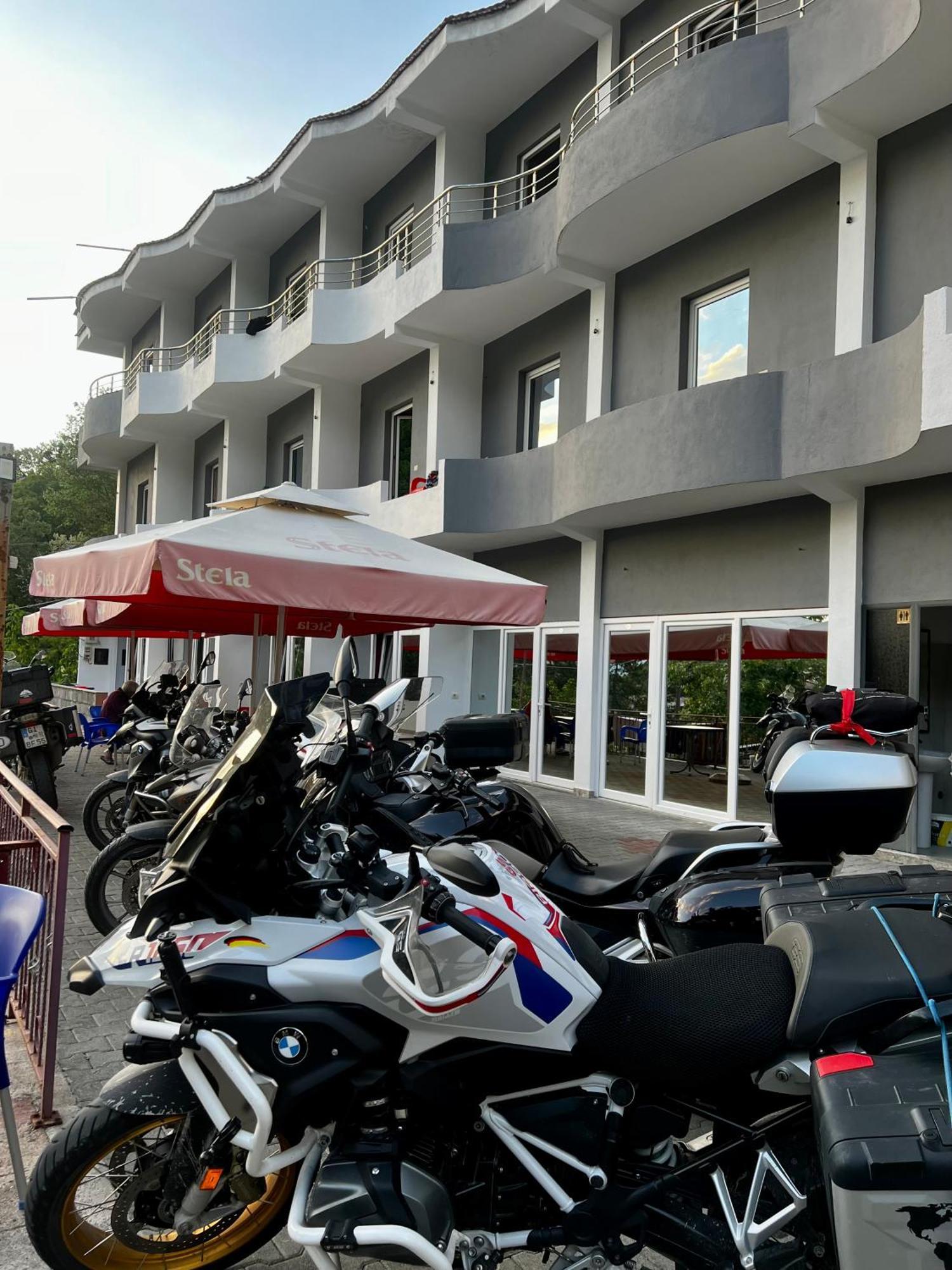 Hotel Termal Peshkopi Екстериор снимка